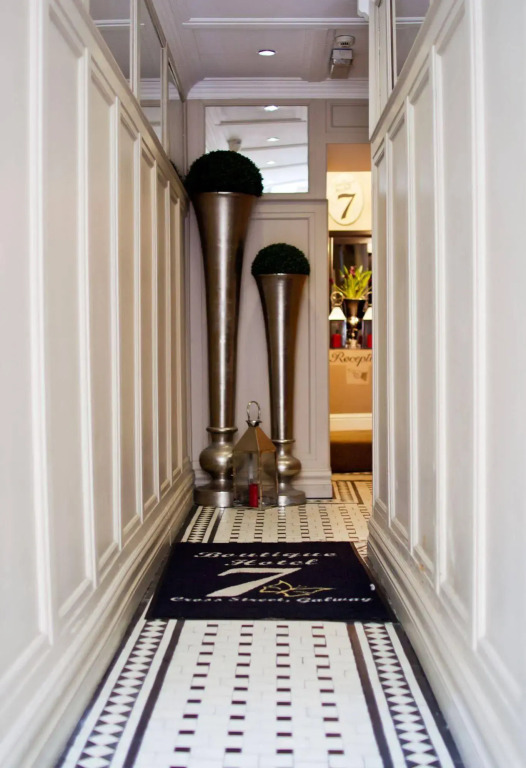 7 Boutique Hotel