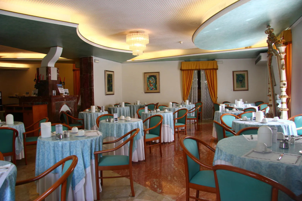Hotel Vello dOro