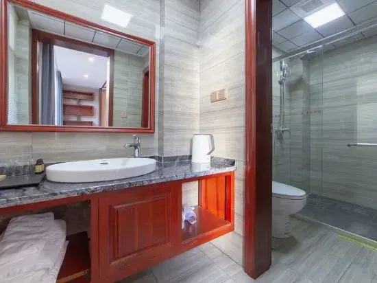 Zhangjiajie Yixiang Theme Hotel