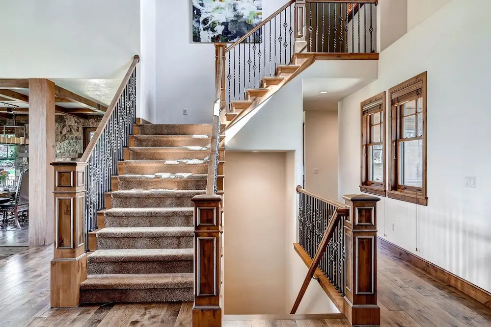 Snowtop Manor by Park City Lodging