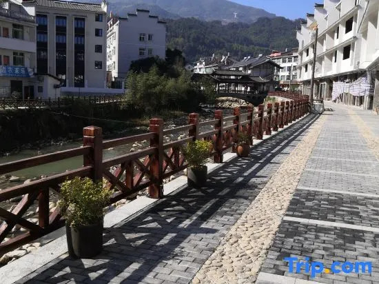 Yunhetitian Guchuangyi homestay