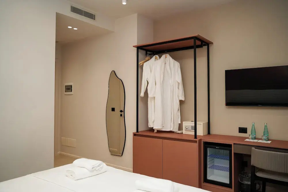 Diamar Suites