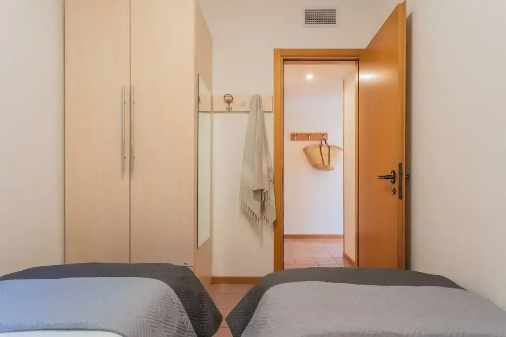 The Writers Nest Waterfront Villa by Rent All Como