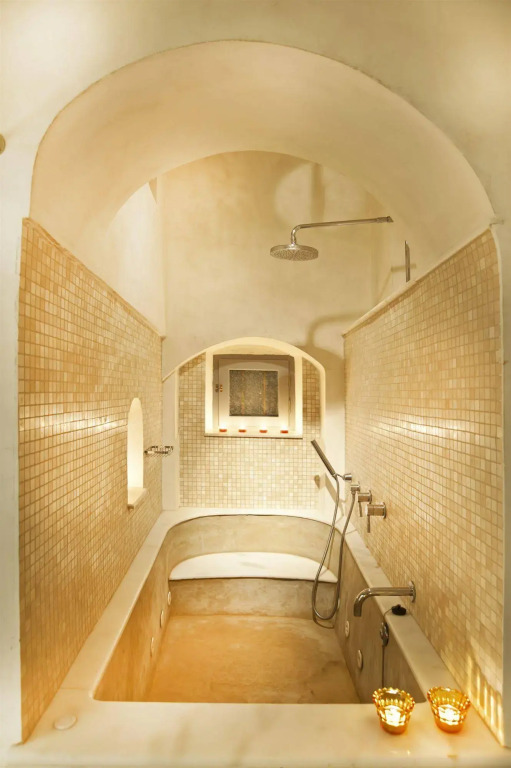 Markezinis Suites