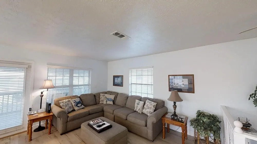 Surf Crestge 20 - 4 Br Cottage