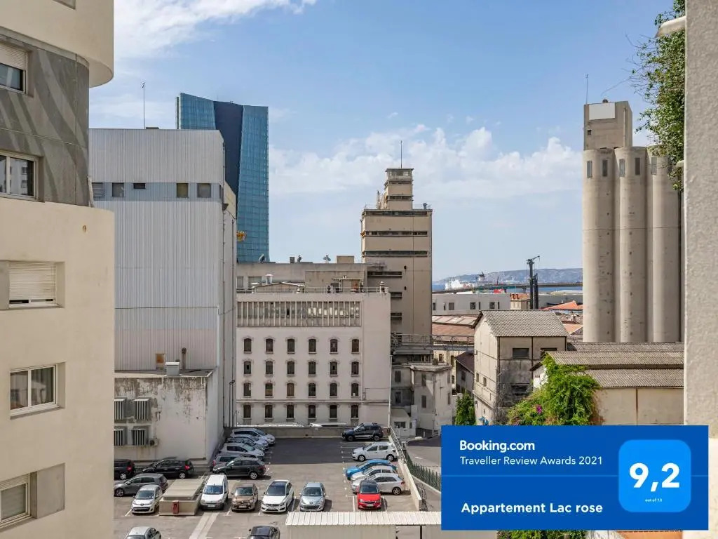 Appartement Lac rose - Parking, Métro, jusqu'à 4 personnes
