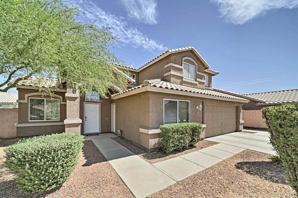 2 Mi to Goodyear Ballpark! Home w/ Poolside Oasis