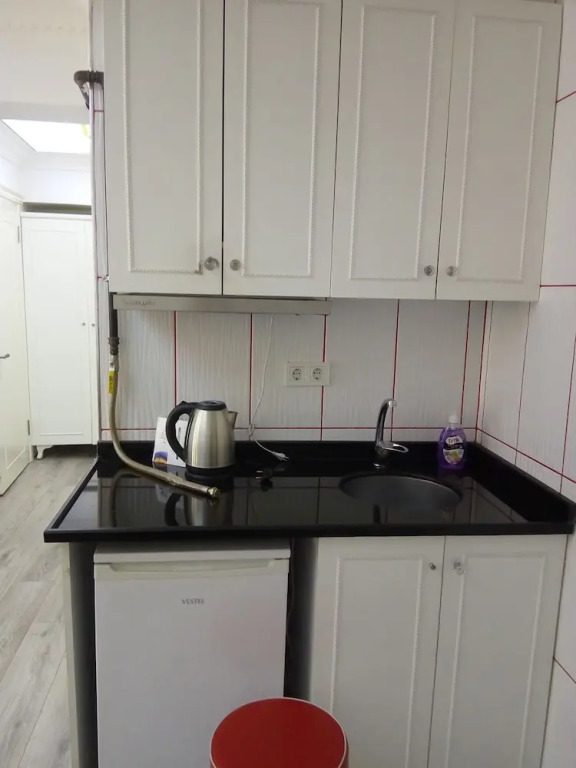 Fish Gold Apart Suites