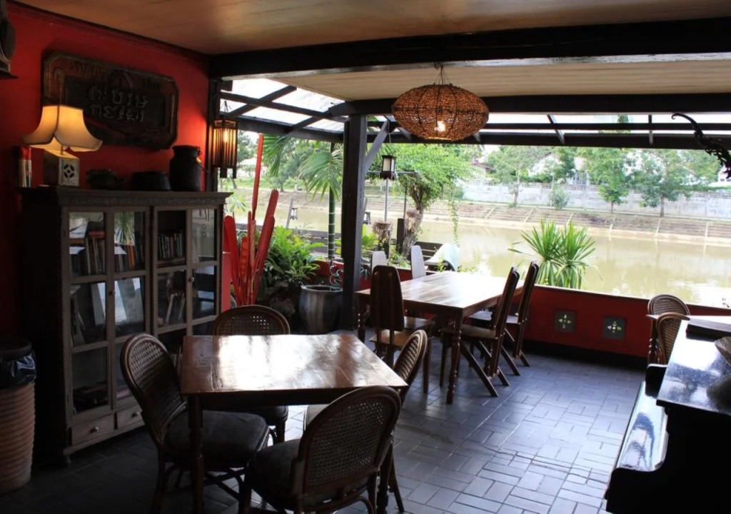 The Riverside Guest House