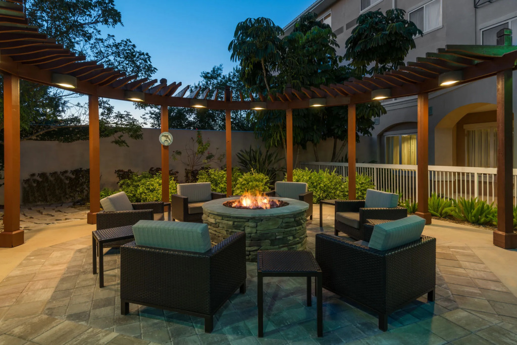 Courtyard Fort Myers at I-75 and Gulf Coast Town Center