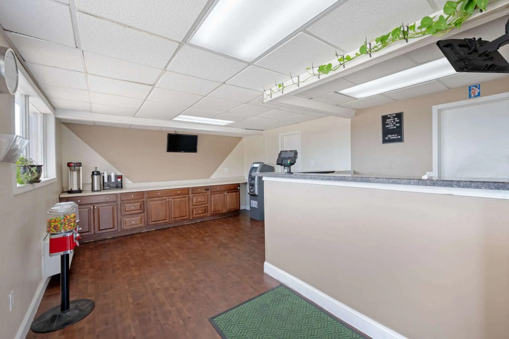 Rodeway Inn Terre Haute near University