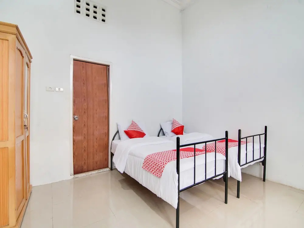 OYO 91514 Gedung Putih Inn Syariah