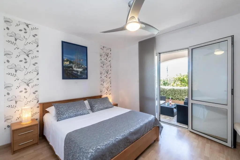Apartments Separovic