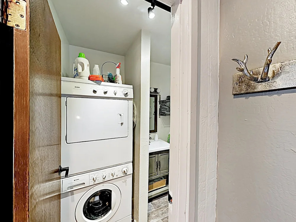 11711 Truckee - 2 Br Condo