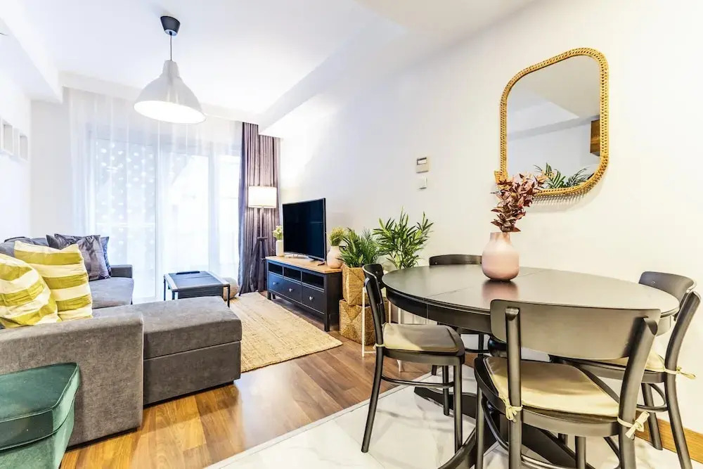 Chic Fully Furnished Modern Flat In Sisli