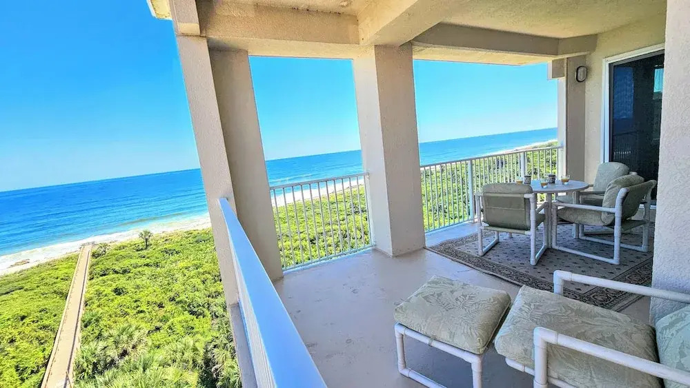 Surfclub Retreat 6th Floor Penthouse Corner! Wraparound Balcony! Ocean Views!