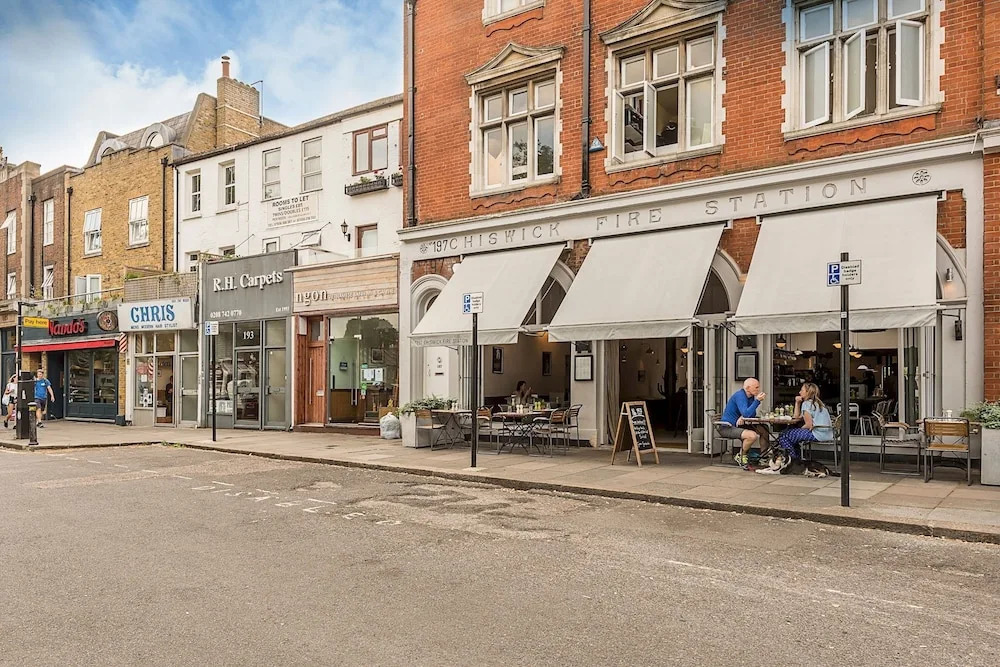 1 Bedroom House in West London
