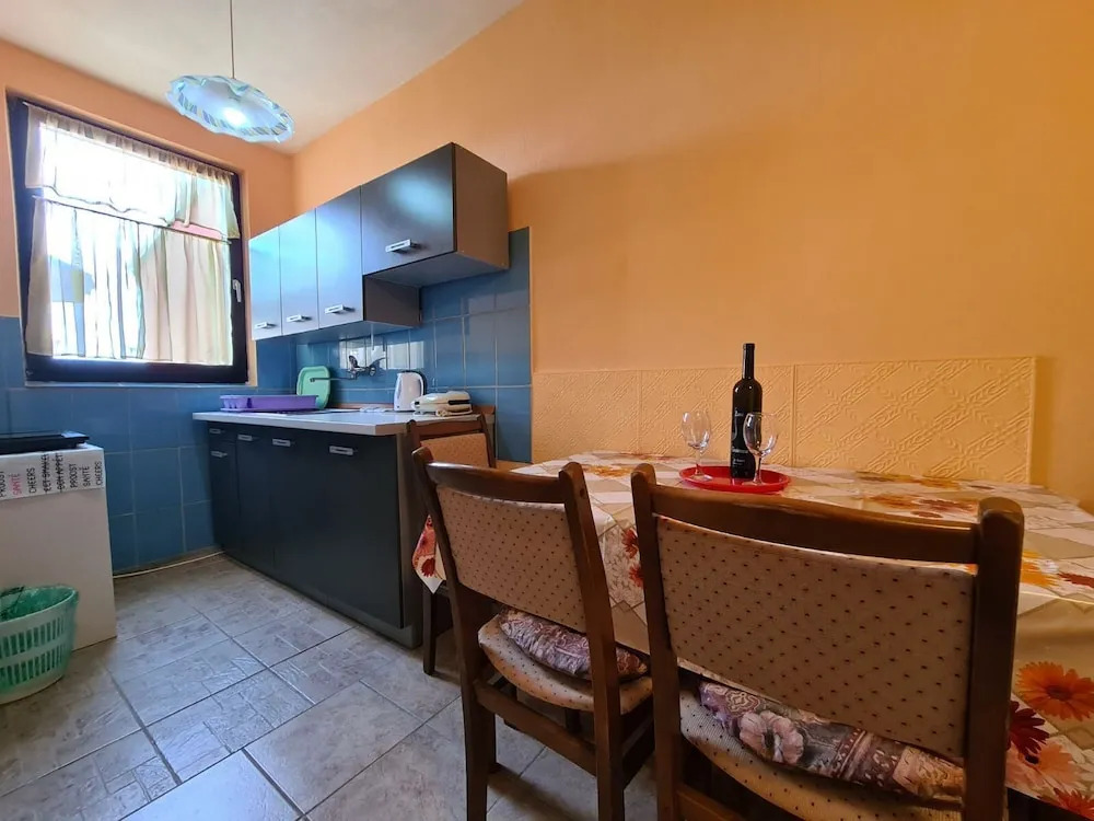 Apartment 1397