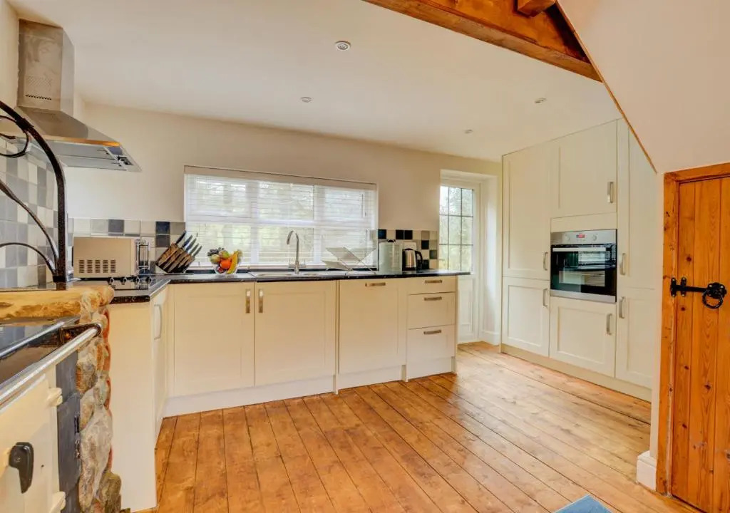 3 Bed in Llanrhychwyn oc-wag577