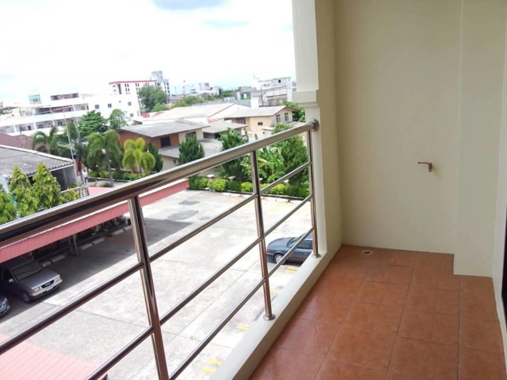 Pearl Place Hotel