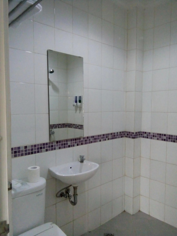 Ethan Hotel Kelapa Gading