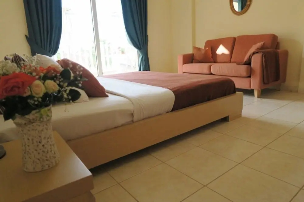 Alexia Hotel Apartments