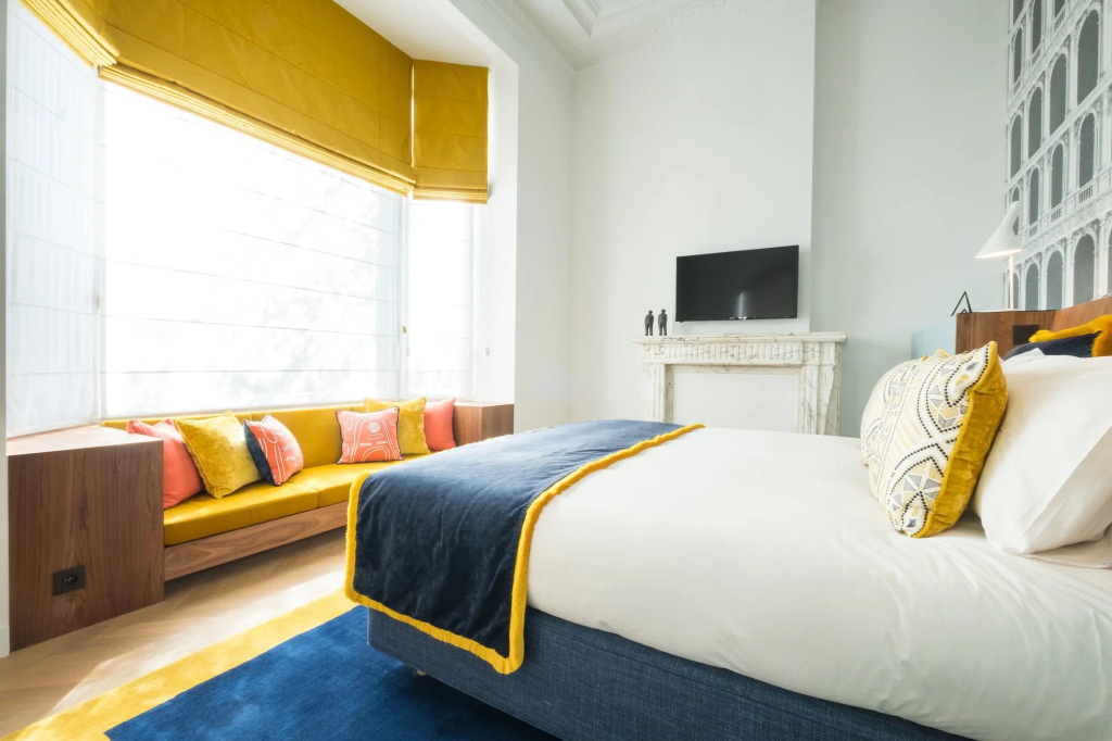 Raphael Suites