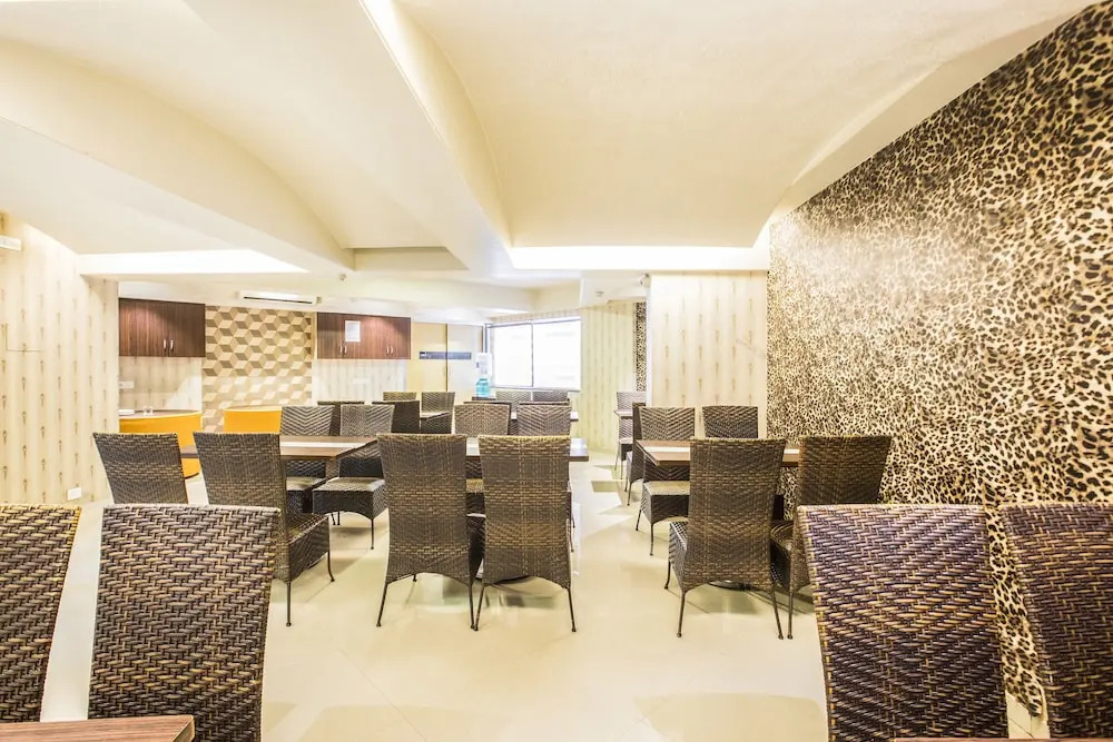 Fabhotel Savoy Suites Mumbai Airport