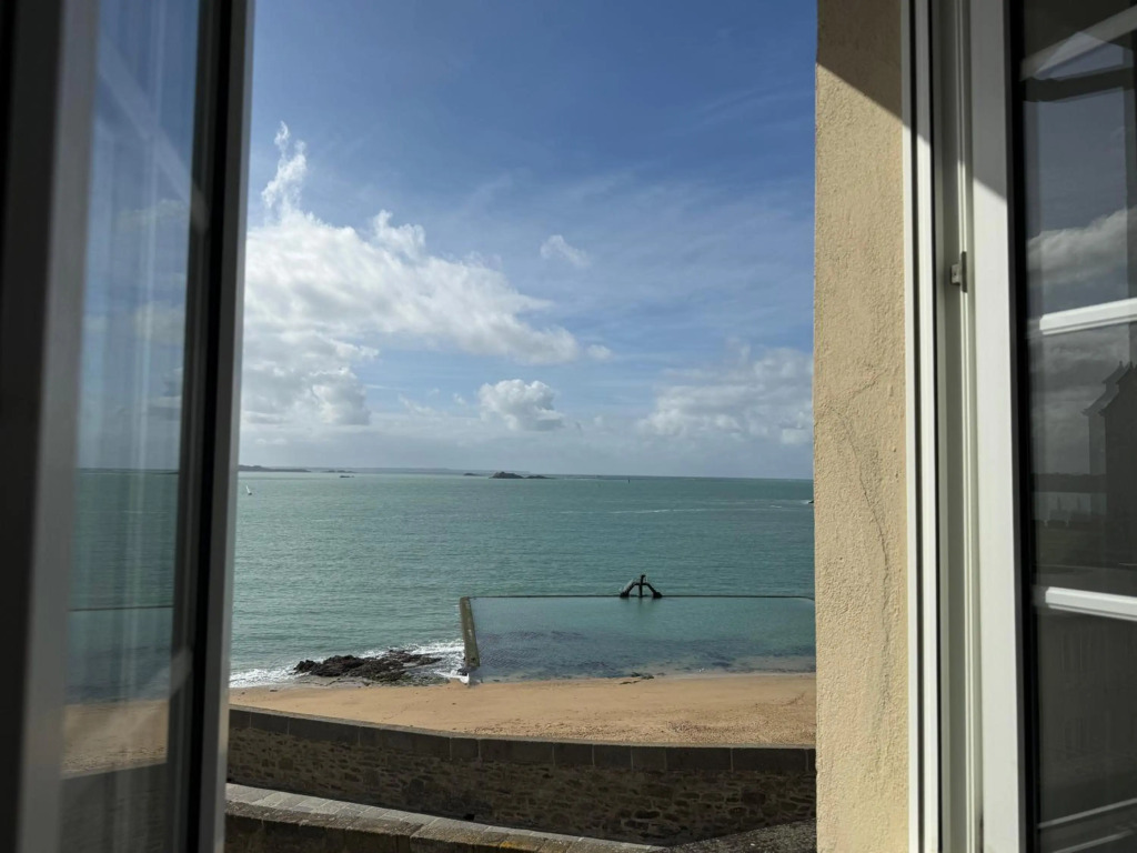 Hôtel La Porte Saint Pierre-Logis Hôtel Intra Muros RÉNOVÉ en 2026