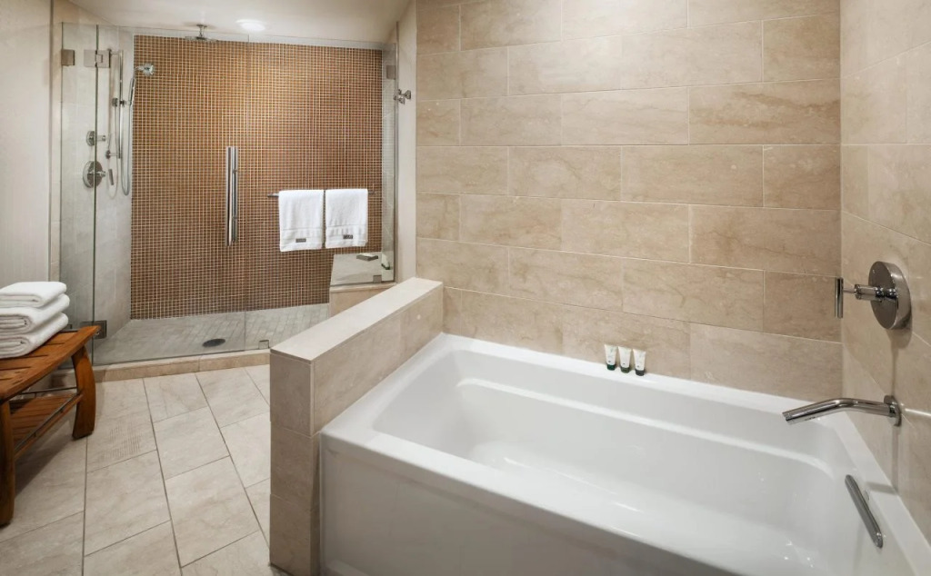 The Westin Bonaventure Hotel & Suites, Los Angeles