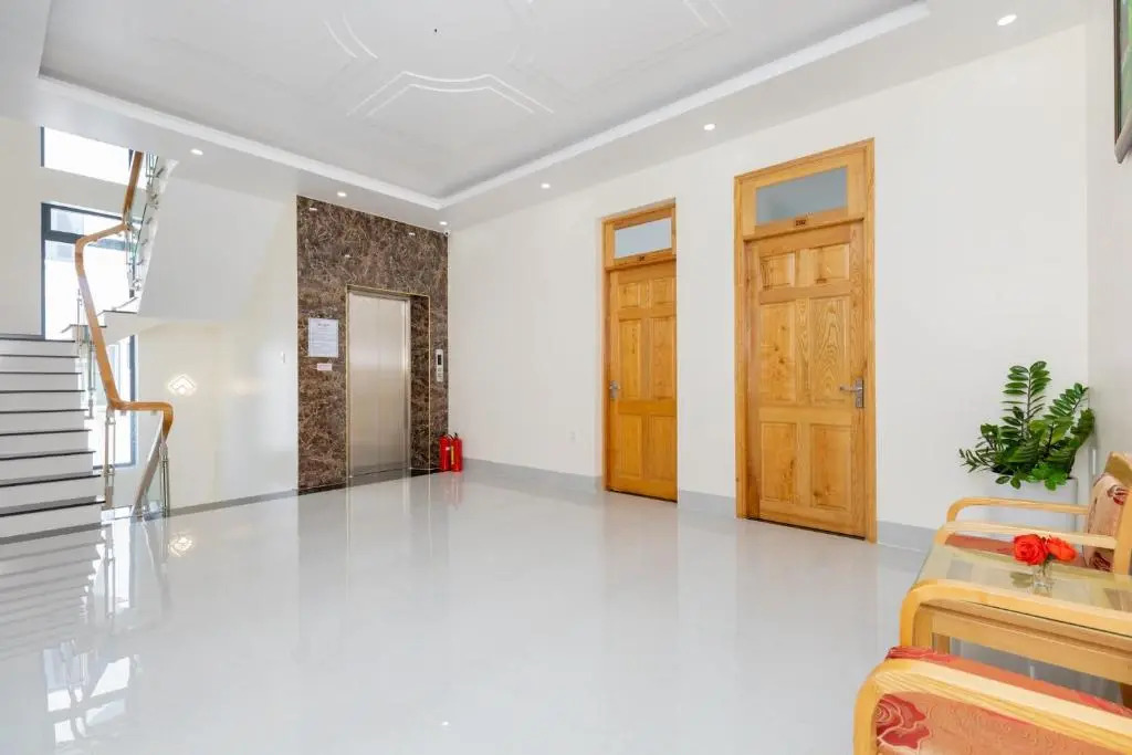 Hoàng My Villa C2-52 Free Hồ bơi, Bida, Karaoke, Thang máy