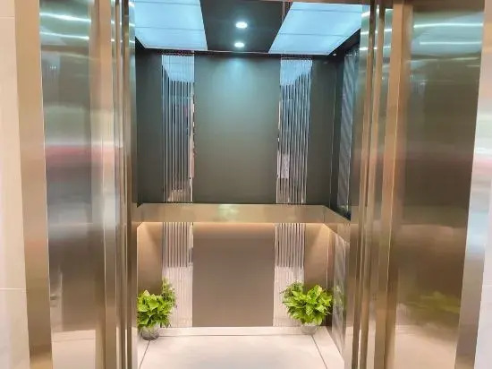 Vienna 3 Best Hotel  (Shanghai Xinsiping Road Port Trade City Branch)