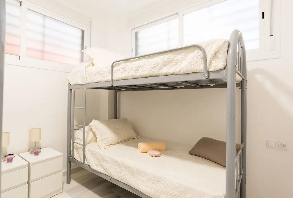 Olé Hostels Malaga Zambrano