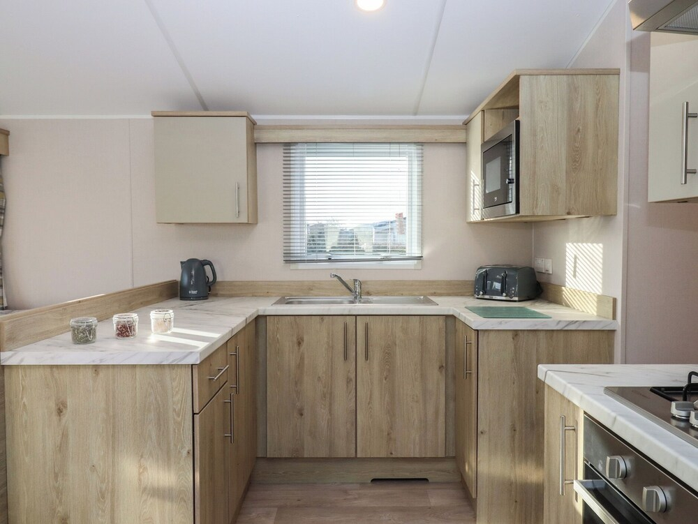Caravan B61 at Landscove Holiday Park