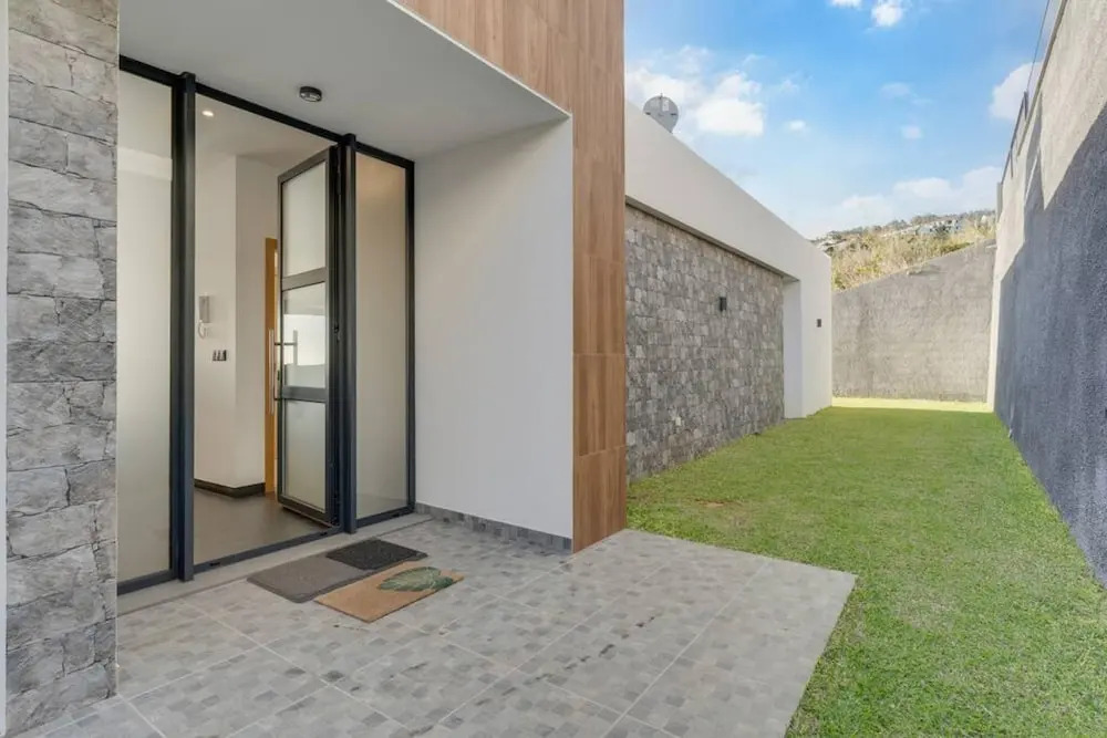 Casa Mozart II 15B in Estreito da Calheta
