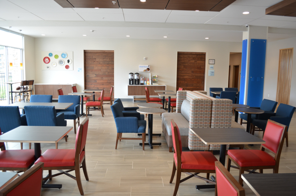 Holiday Inn Express & Suites - Charlotte NE - University Area by IHG
