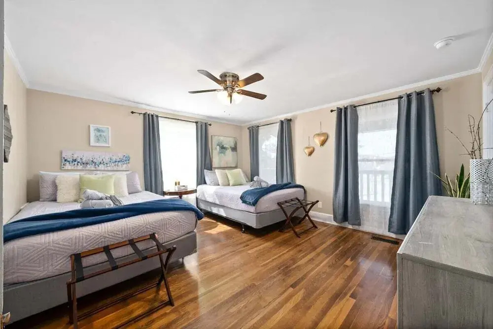 3BD 102 Madison Ter