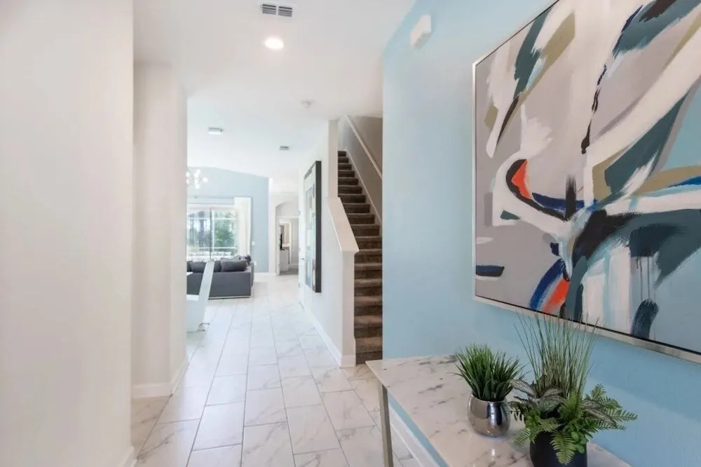 Beautiful 5 Bed Villa with Game Room and Pool