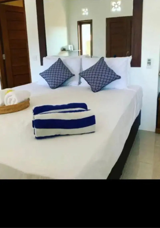 3 Monkeys Lembongan Studio apartments gym recovery centre