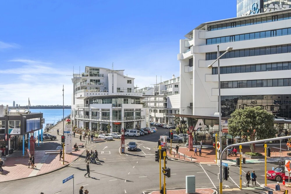Princes Wharf 1BR Home Away From Home