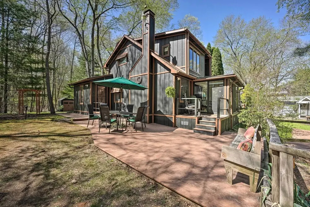 Sawyer Retreat w/ Fire Pit < 2 Mi to Beaches!