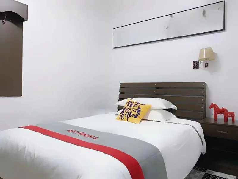 Jun Hotel Shandong Qingdao Mocheng Road Bus Terminal