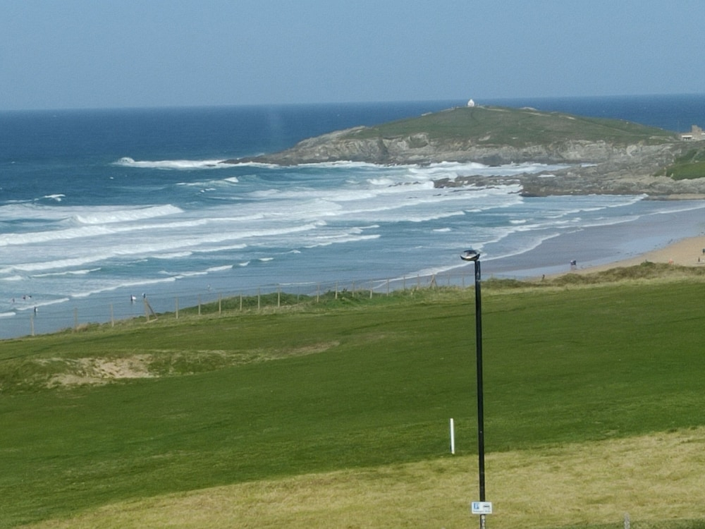 Fistral Retreat