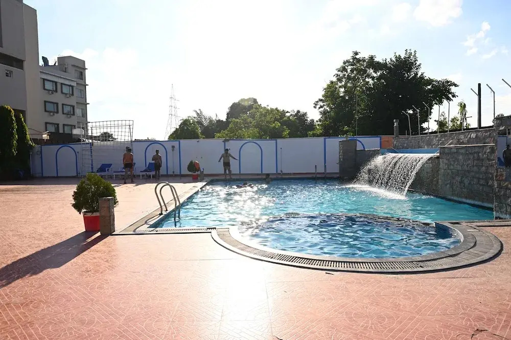 Leisure Resort