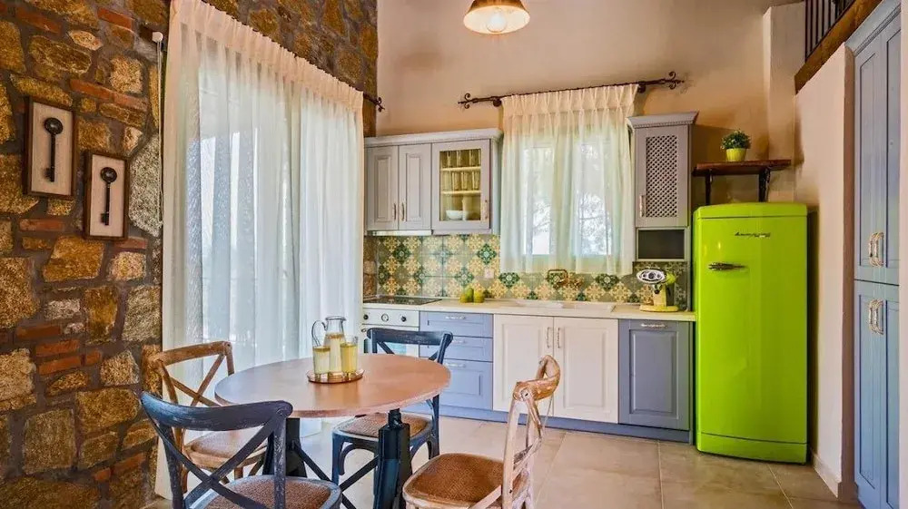 Mediterraneo Luxury Suites Halkidiki