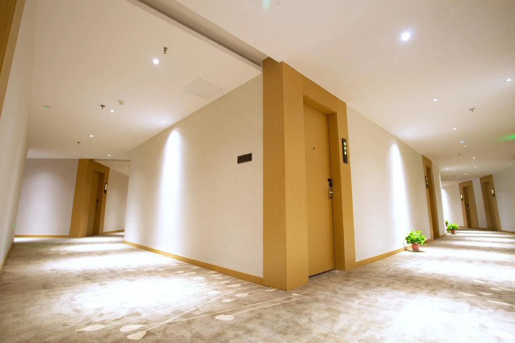 Elan Inn Jingjiang Taihe Wuyue Plaza