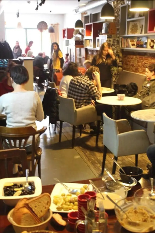 GRAND BELLA VİSTA Hostel