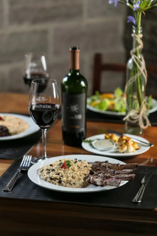 Villa Vinicolla - Refúgio & Vinícola Boutique com Degustações