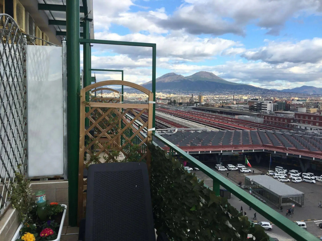 Top Floor Rentrooms Napoli