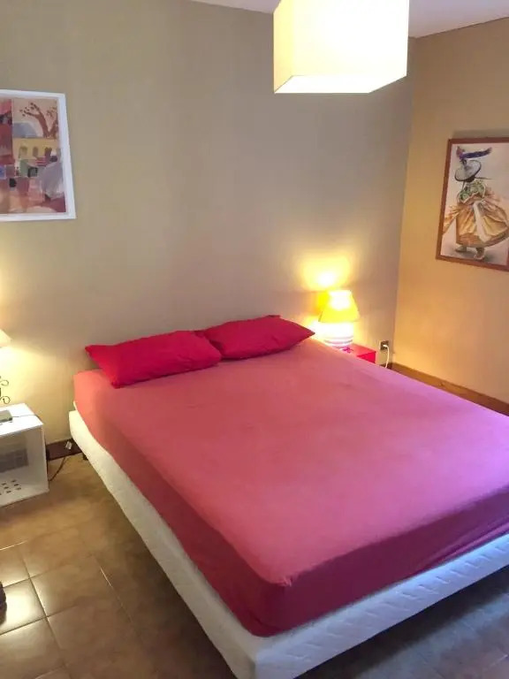 Villa charmante à Arpaillargues-et-Aureillac avec piscine privée